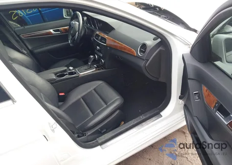 2013 Mercedes-Benz C 300 Sport 4Matic from USA, damaged, VIN WDDGF8AB7DR246837